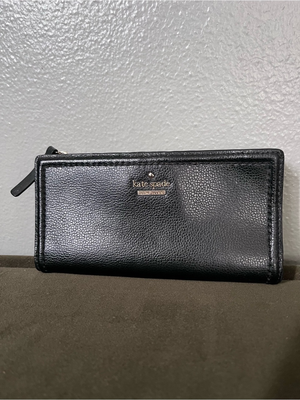 kate spade Black Leather Zip Wallet with Gold Logo
